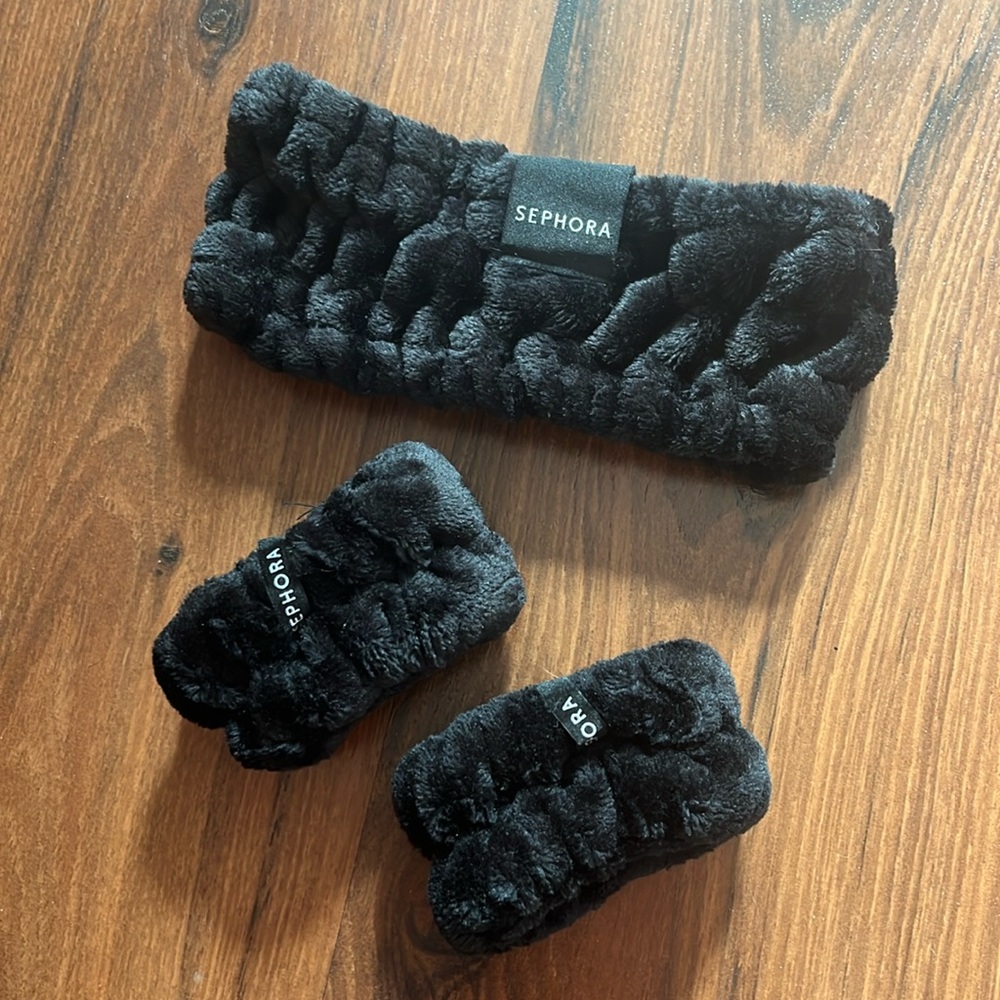 SEPHORA wrist bands and head band set (NOT SOLD ONLINE)
